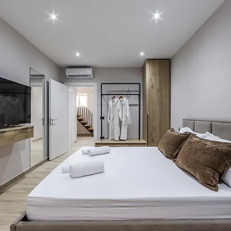 Appartamento Azure Coast Living Duplex *