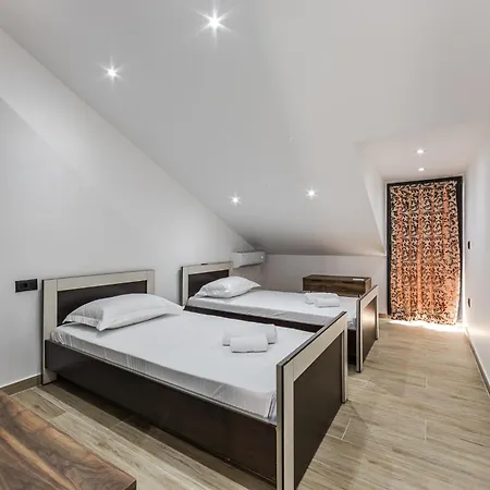 Appartamento Azure Coast Living Duplex