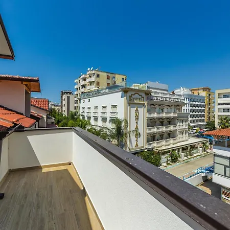 아파트 Azure Coast Living Duplex *